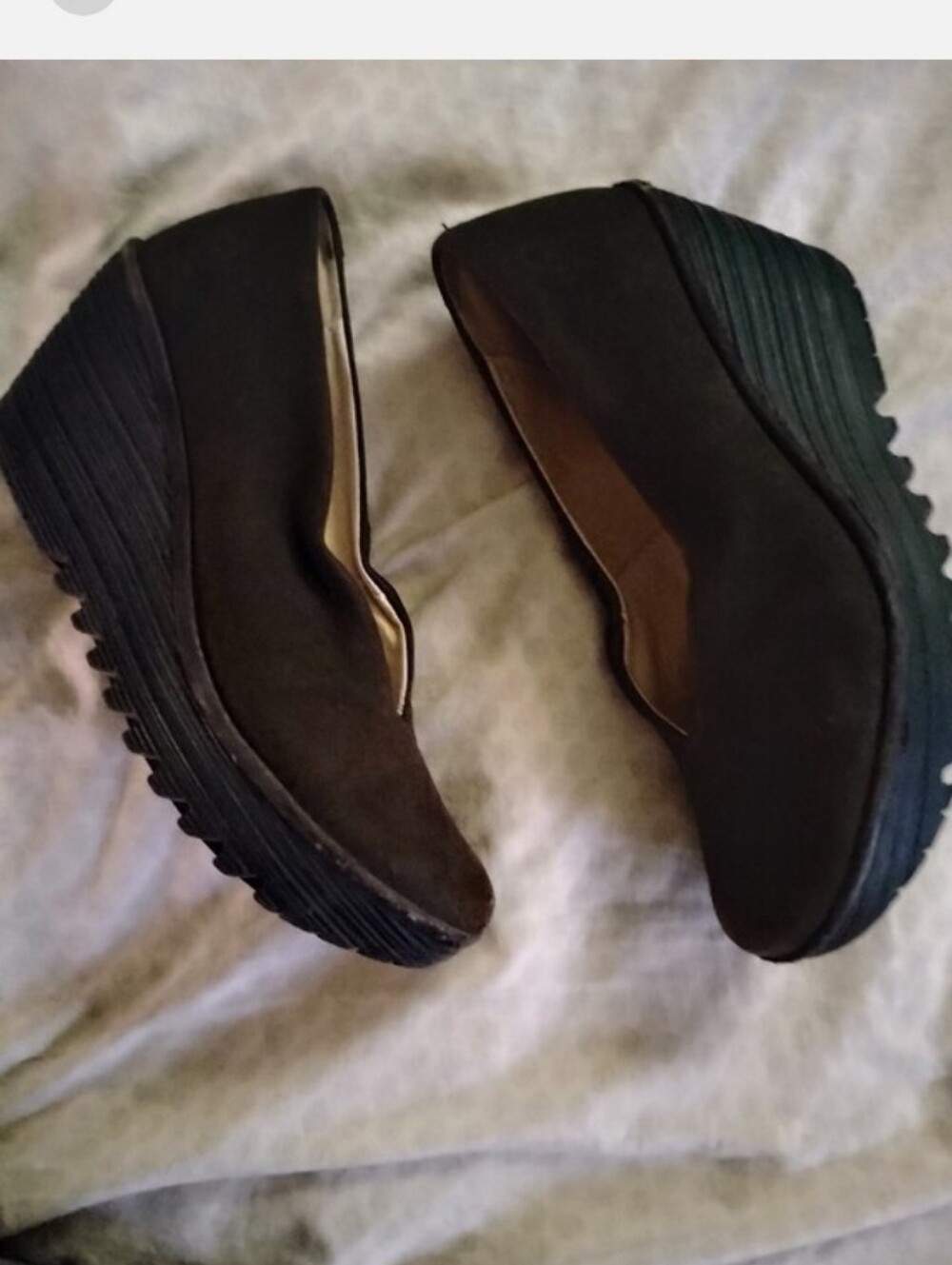 FLY London Black Leather Slip-on Platforms - Picture 3 of 4